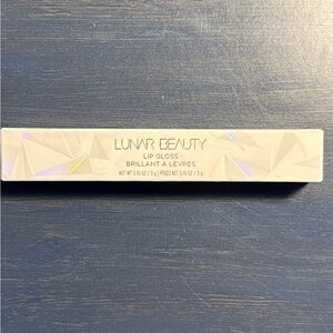 Lunar Beauty Lip Gloss - Dreamy